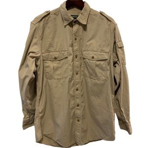 Orvis safari style “Bush Shirt”, premium heavy duty. NWOT. Size M.